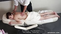 JapanHDV - Yura Hitomi visits a massage parlor and gets a special treatment